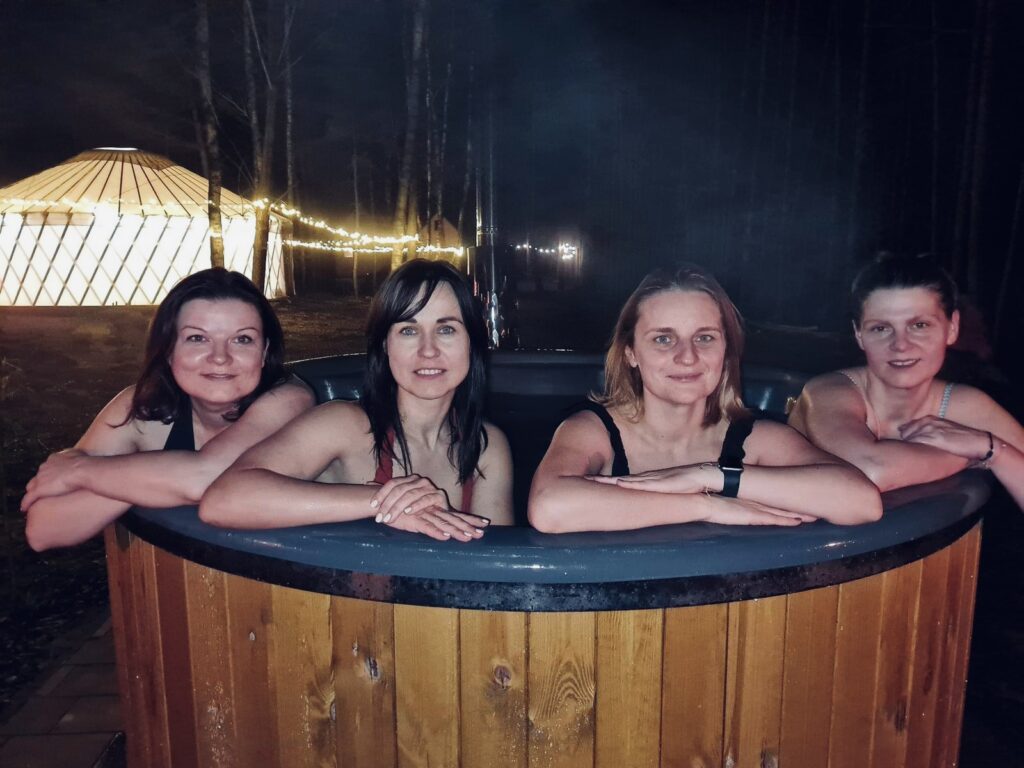 f93230d3-6fe9-4b15-b63d-087ef00766a8 2